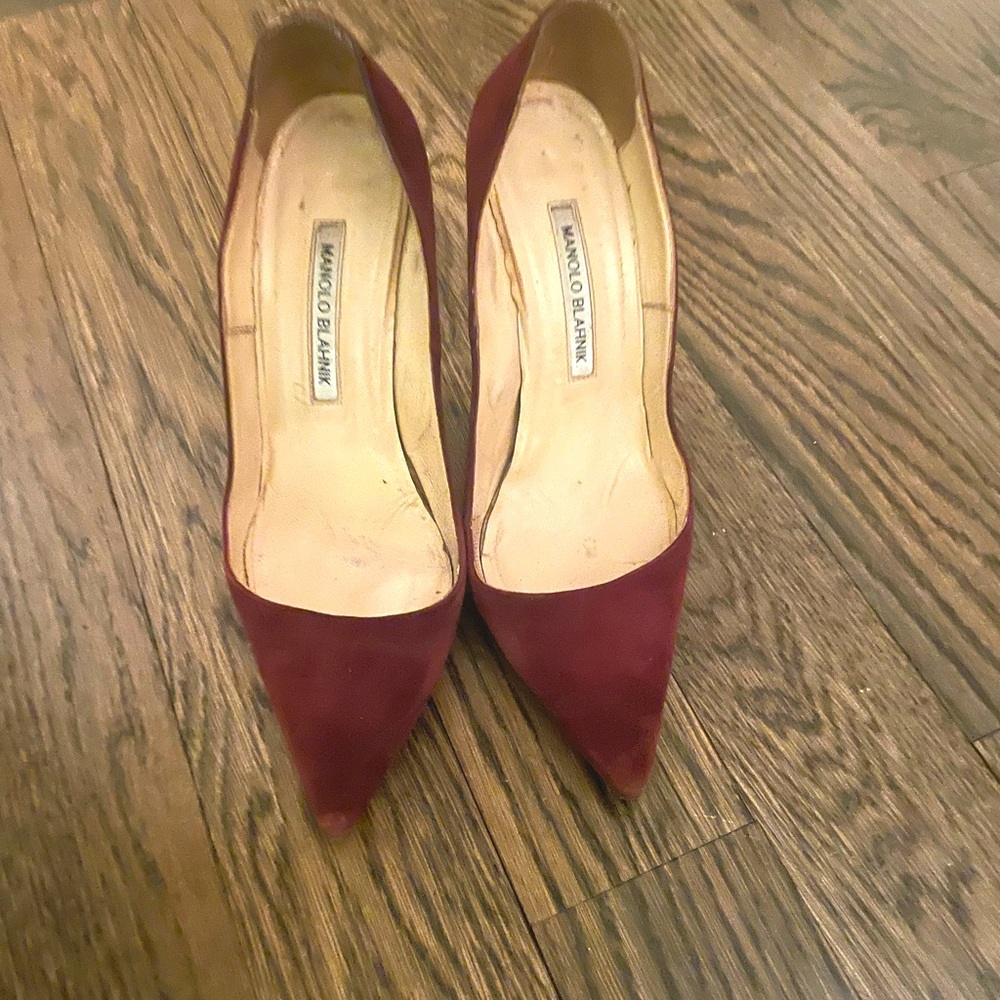 Manolo Blahnik Burgundy Pumps